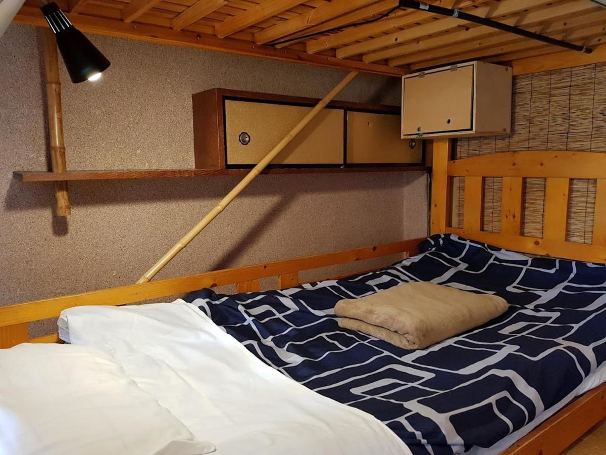 Guest House Koma Осака Екстер'єр фото